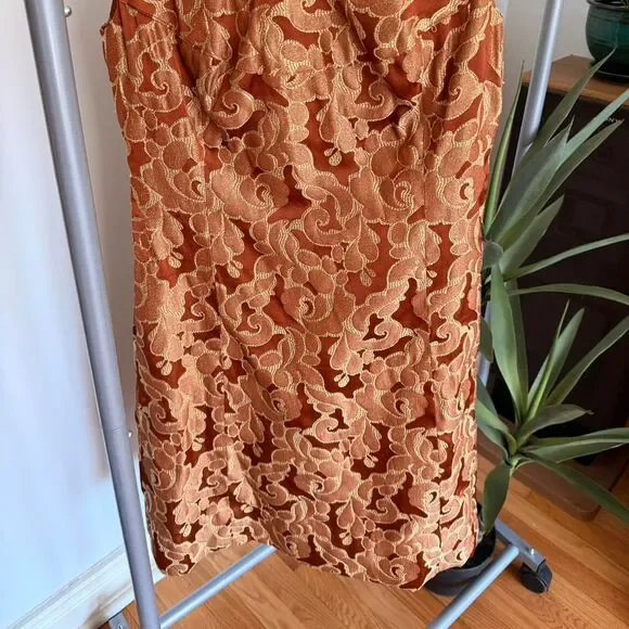Vintage 50s 60s Gold Floral Dress – Elegant Brocade Shift Cocktail Dress - Picture 5 of 7